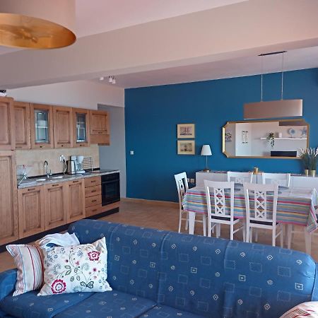 Navy Blue Apartment Nea Skioni Exterior foto