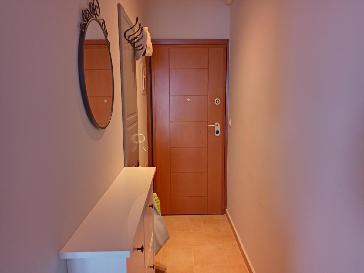 Navy Blue Apartment Nea Skioni Exterior foto